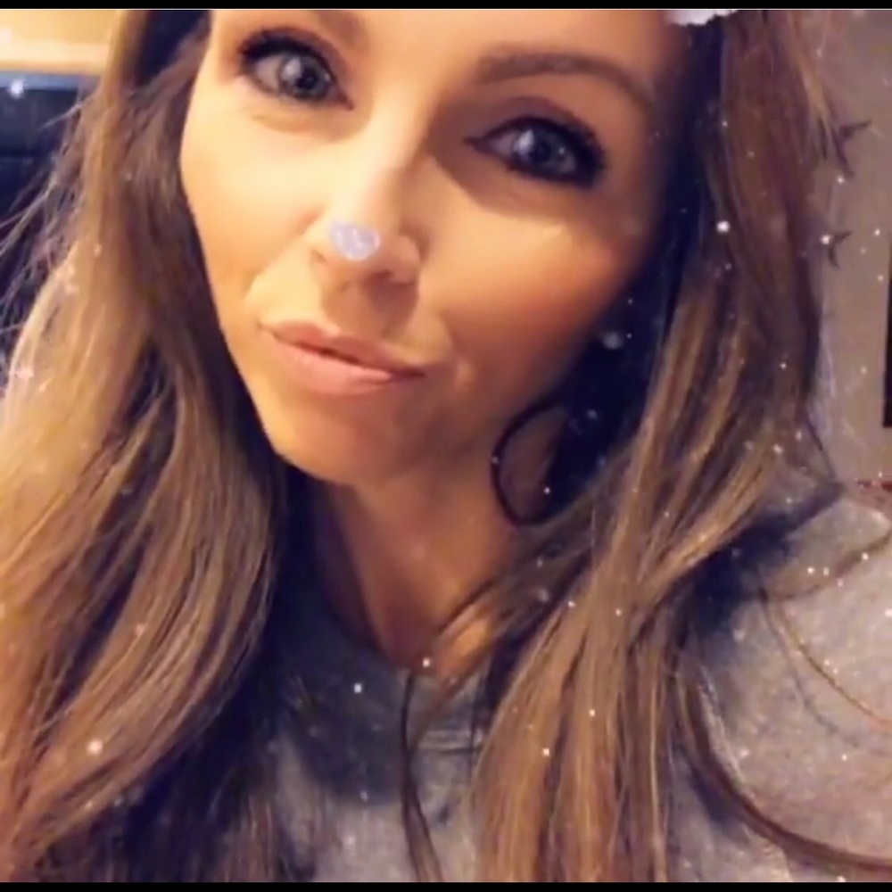 Meet your Posher, Wendi